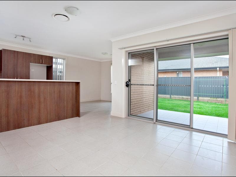 40 Taradale Drive, Ropes Crossing, Ropes Crossing - Thumbnail 4