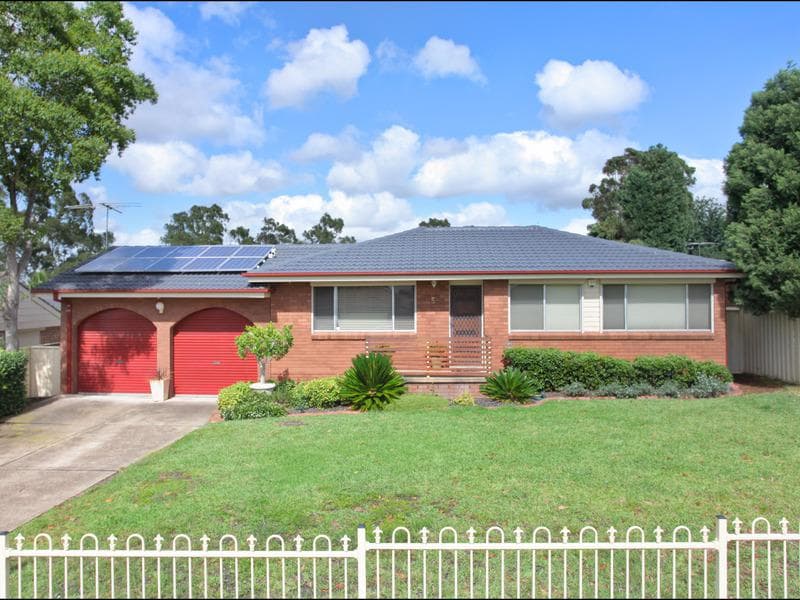 5 Kenneth Crescent, Dean Park, Dean Park - Image 1