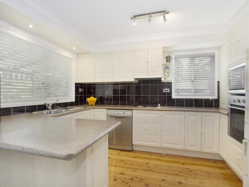 44 Cowper Circle, Quakers Hill, Quakers Hill - Thumbnail 3