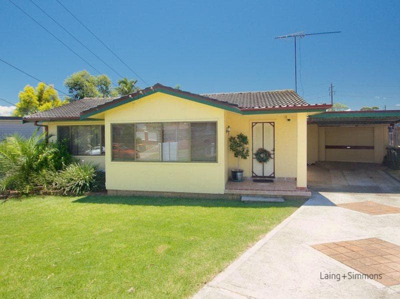 4/1																										Robertson Street
														
								Narrabeen, NSW 2101, Blacktown - Image 1