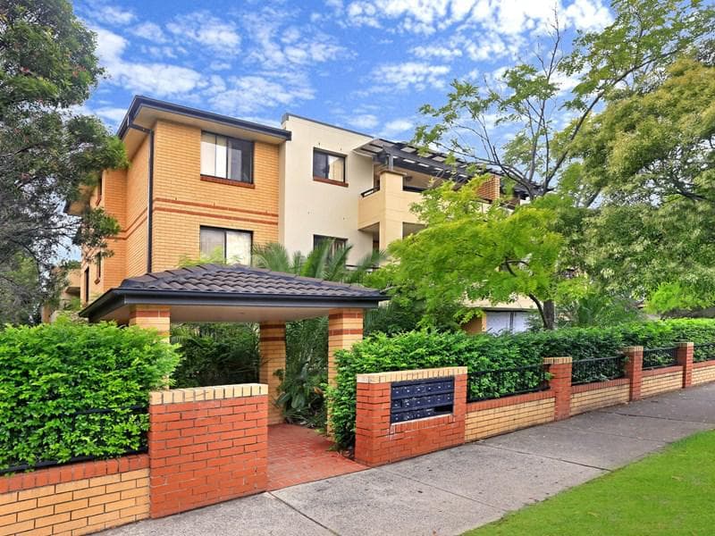 8/19-21 Macquarie Road, Auburn, Auburn - Image 1