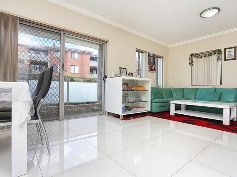 10/55 Cross Street, Guildford, Guildford - Thumbnail 2