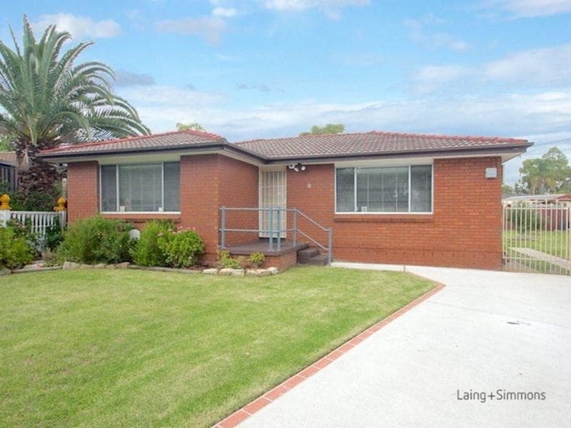 6 Scherell Place, Shalvey, Shalvey - Image 1