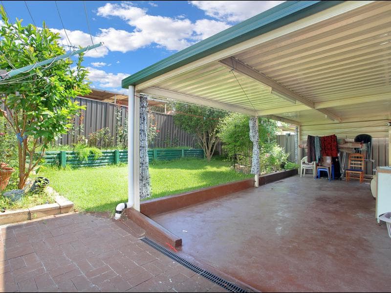 9/9																										Foss St
														
								Forest Lodge, NSW 2037, Colyton - Thumbnail 5
