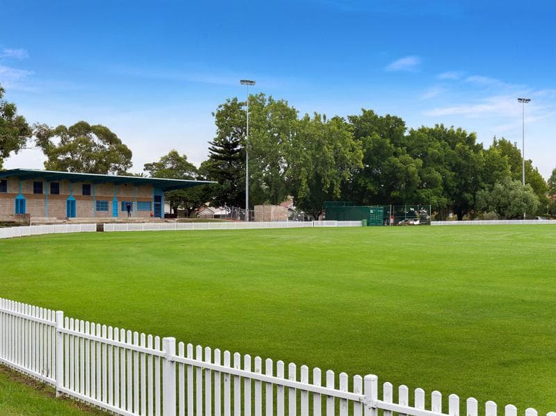 8/10																										Hythe St
														
								Mount Druitt, NSW 2770, Kingsford - Thumbnail 6