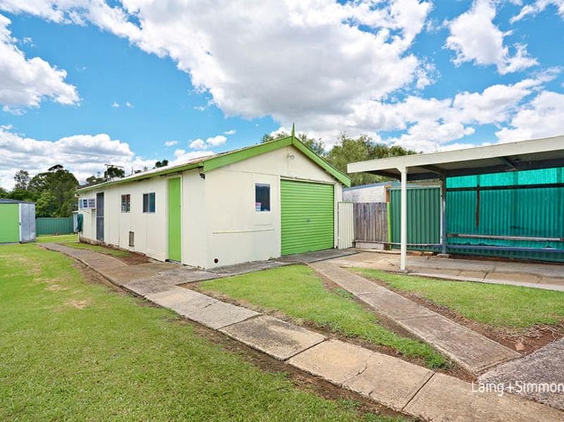 8/10																										Hythe St
														
								Mount Druitt, NSW 2770, Granville - Thumbnail 7