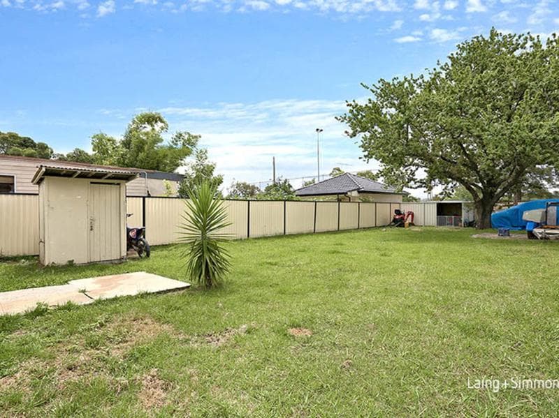 17/70-72																										Lane Street
														
								Wentworthville, NSW 2145, Granville - Thumbnail 5