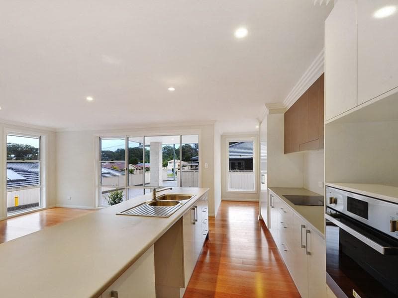 8/2a Toorak Court, Port Macquarie, Port Macquarie - Thumbnail 3