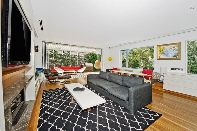 9/9																										Foss St
														
								Forest Lodge, NSW 2037, Tamarama - Thumbnail 3