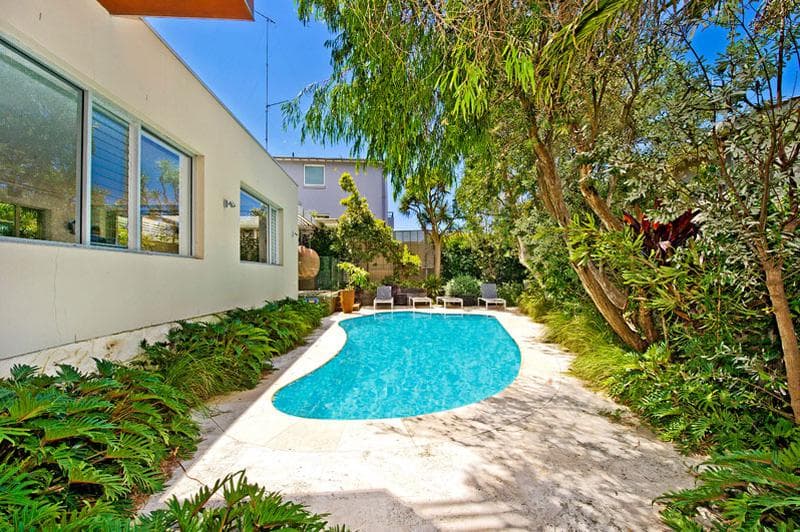 9/9																										Foss St
														
								Forest Lodge, NSW 2037, Tamarama - Thumbnail 5