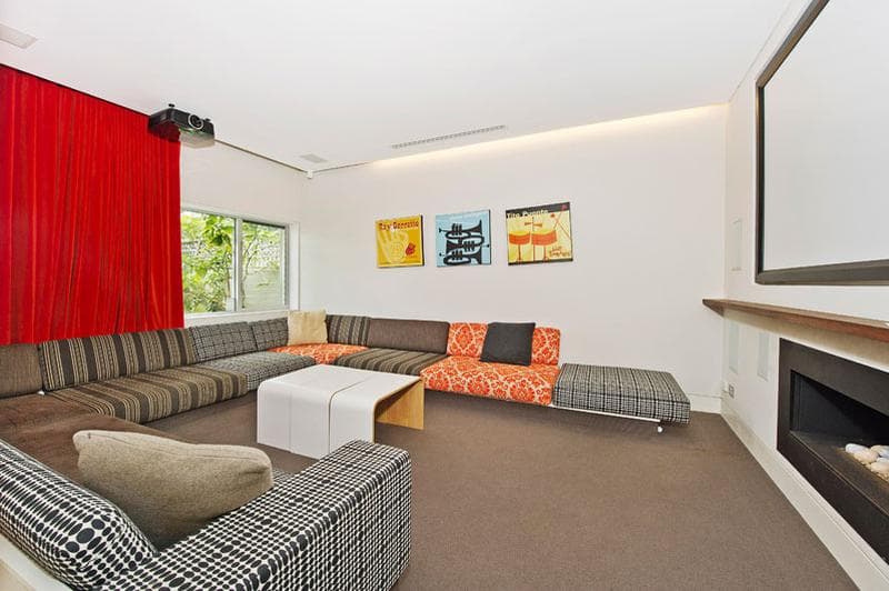 9/9																										Foss St
														
								Forest Lodge, NSW 2037, Tamarama - Thumbnail 7