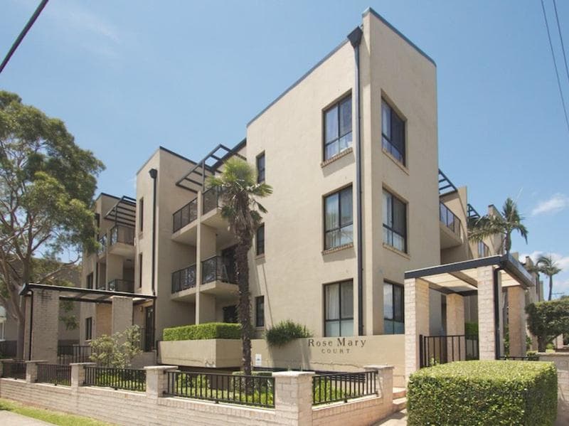 9/2-4 Reid Avenue, Westmead, Westmead - Image 1