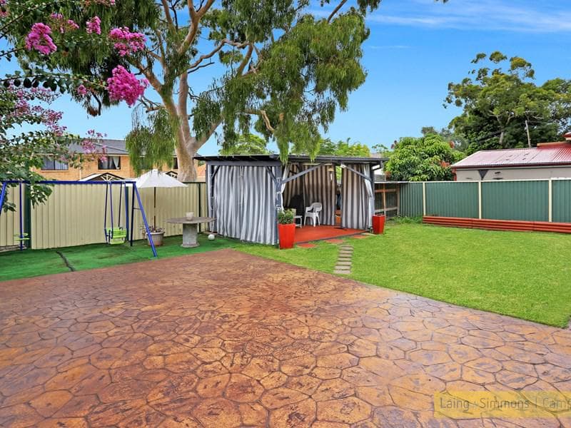 15 Diana Ave, Roselands, Roselands - Thumbnail 6