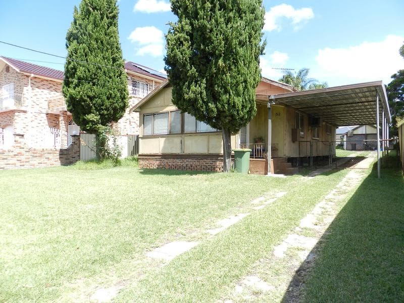52 Gilbert St, Cabramatta, Cabramatta - Thumbnail 3