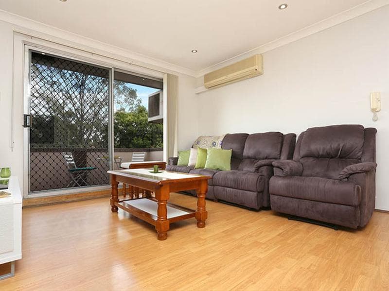 4/16 Burford Street, Merrylands, Merrylands - Thumbnail 2