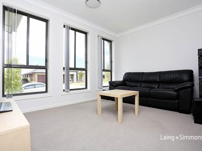 34 Charlie Street, Middleton Grange, Middleton Grange - Thumbnail 2