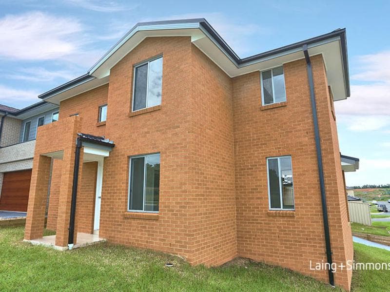 7/23																										Park Rd
														
								Cabramatta, NSW 2166, Middleton Grange - Thumbnail 2
