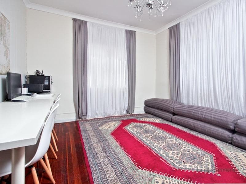 13 Acland Street, Guildford, Guildford - Thumbnail 4