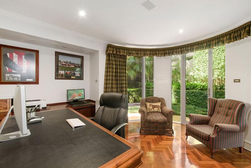 21/1																										Waterside Crescent
														
								Carramar, NSW 2163, Bellevue Hill - Thumbnail 7