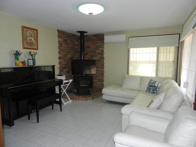 9/9																										Foss St
														
								Forest Lodge, NSW 2037, Bonnyrigg - Thumbnail 2