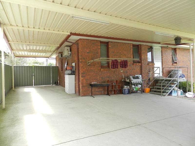 9/9																										Foss St
														
								Forest Lodge, NSW 2037, Bonnyrigg - Thumbnail 8