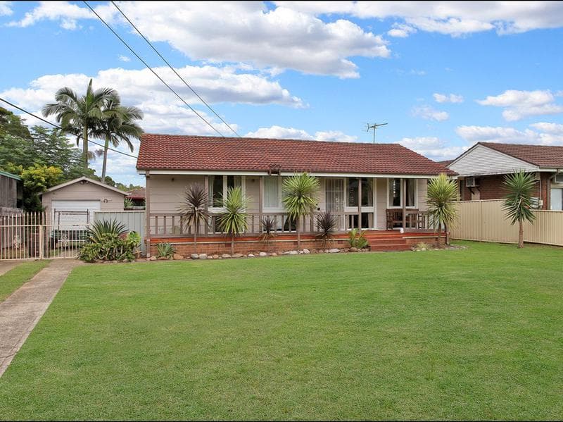 7 Arnham Place, Willmot, Willmot - Image 1