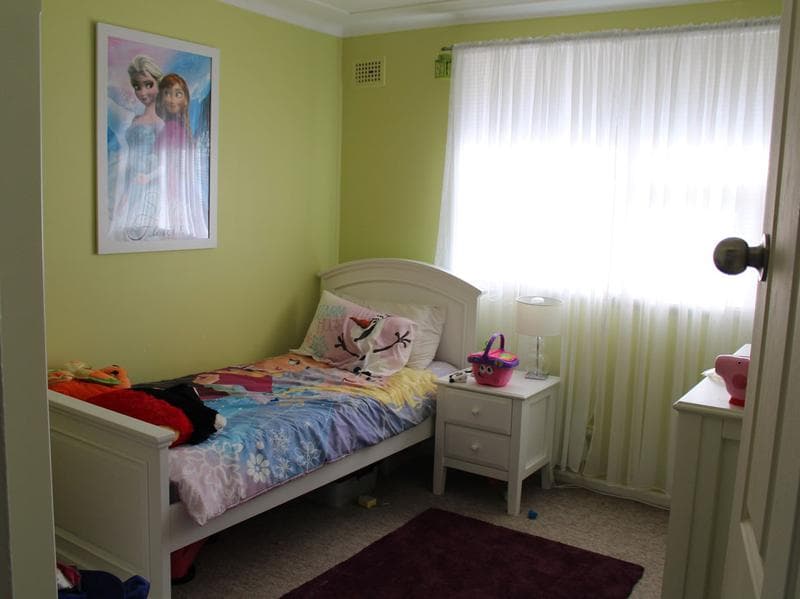 4/1																										Robertson Street
														
								Narrabeen, NSW 2101, Smithfield - Thumbnail 4