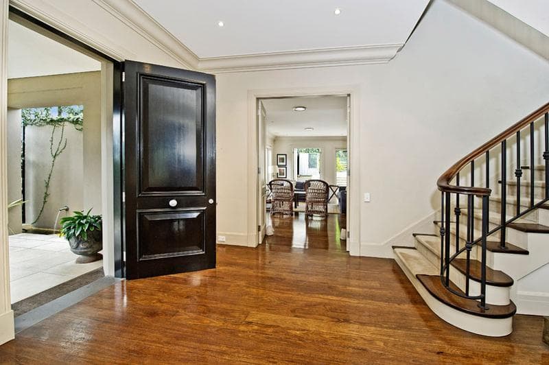 2/32																										Clifton Drive
														
								Port Macquarie, NSW 2444, Vaucluse - Thumbnail 3