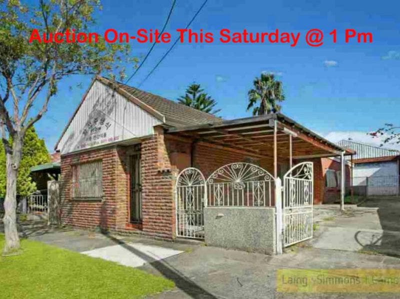 4/1																										Robertson Street
														
								Narrabeen, NSW 2101, Campsie - Image 1