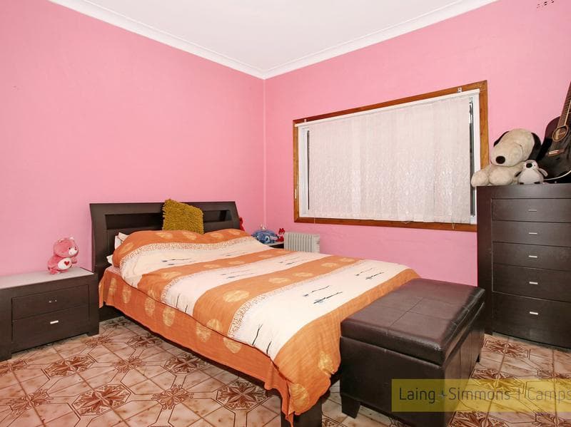 4/1																										Robertson Street
														
								Narrabeen, NSW 2101, Campsie - Thumbnail 4