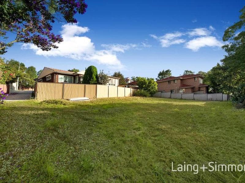 4/1																										Robertson Street
														
								Narrabeen, NSW 2101, Pennant Hills - Thumbnail 3