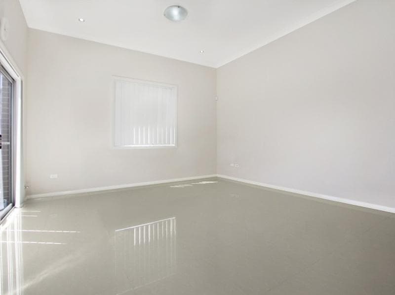 8/39 Newhaven, Blacktown, Blacktown - Thumbnail 3