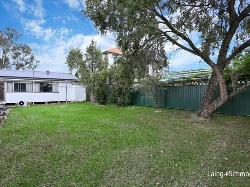 4/1																										Robertson Street
														
								Narrabeen, NSW 2101, Kings Park - Thumbnail 2