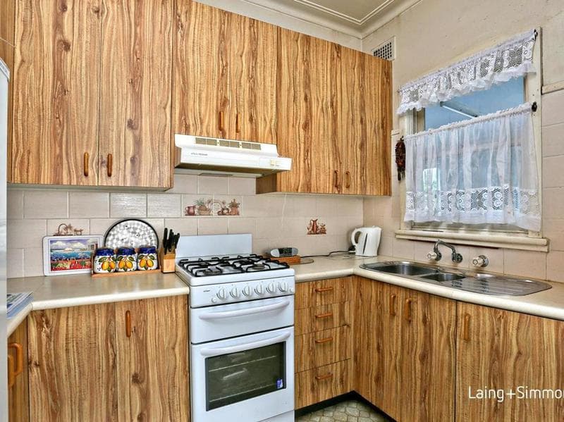 4/1																										Robertson Street
														
								Narrabeen, NSW 2101, Kings Park - Thumbnail 3