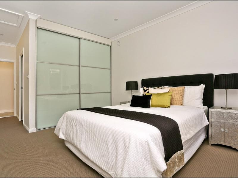 45/6																										Stanley Street
														
								Darlinghurst, NSW 2010, Ropes Crossing - Thumbnail 5