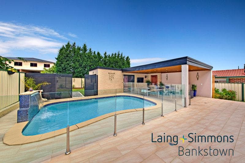 21/1																										Waterside Crescent
														
								Carramar, NSW 2163, Bankstown - Thumbnail 2