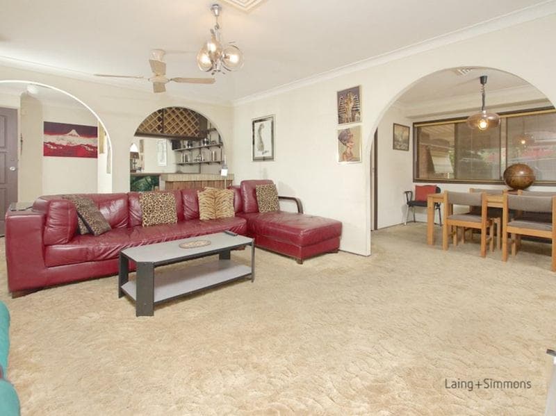 4/1																										Robertson Street
														
								Narrabeen, NSW 2101, Wentworthville - Thumbnail 2