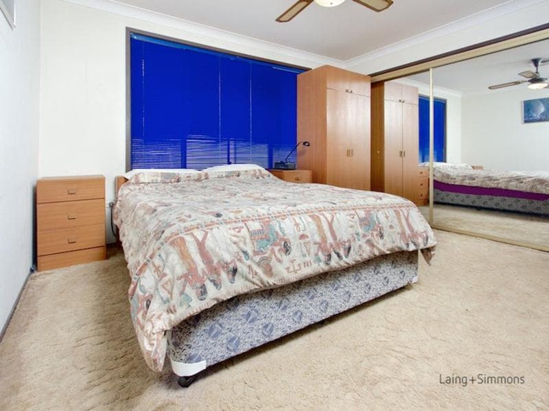 4/1																										Robertson Street
														
								Narrabeen, NSW 2101, Wentworthville - Thumbnail 4