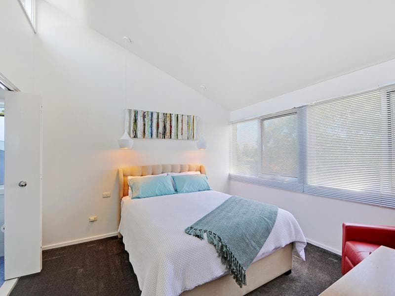 4/1																										Robertson Street
														
								Narrabeen, NSW 2101, Port Macquarie - Thumbnail 7