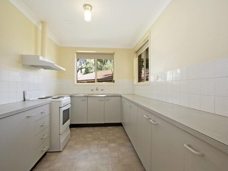19b Benares Crescent, Acacia Gardens, Acacia Gardens - Thumbnail 2