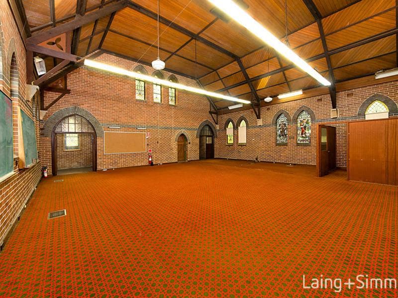 4/1																										Robertson Street
														
								Narrabeen, NSW 2101, Cheltenham - Thumbnail 5