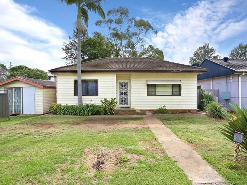 117 Dennistoun Avenue, Guildford, Guildford - Image 1