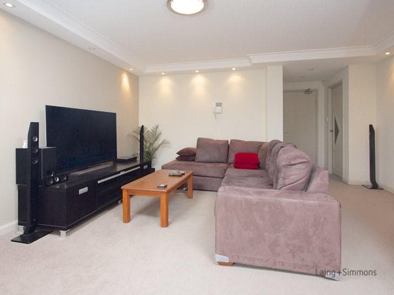 902/91c Bridge Rd, Westmead, Westmead - Thumbnail 2