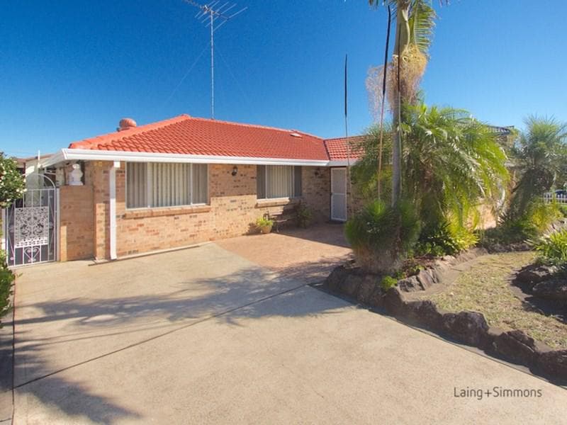 21/1																										Waterside Crescent
														
								Carramar, NSW 2163, Prospect - Image 1