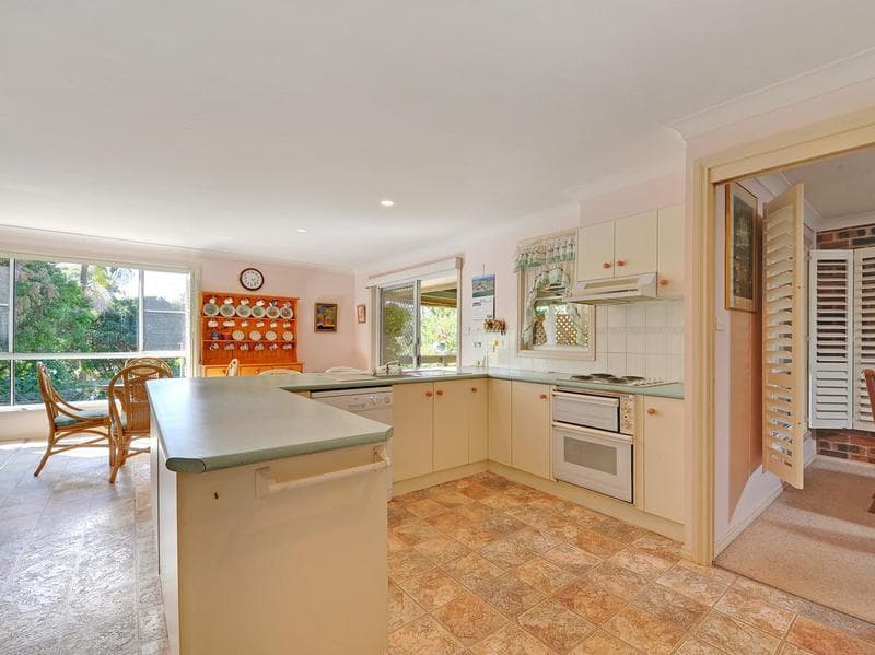 4/1																										Robertson Street
														
								Narrabeen, NSW 2101, Port Macquarie - Thumbnail 5