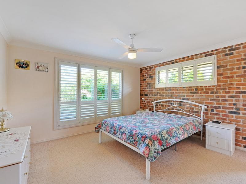 4/1																										Robertson Street
														
								Narrabeen, NSW 2101, Port Macquarie - Thumbnail 7