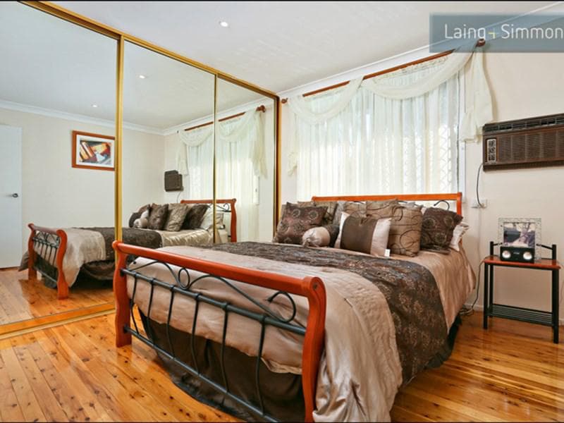 29 Armstrong Place, Dean Park, Dean Park - Thumbnail 4
