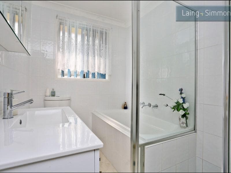 29 Armstrong Place, Dean Park, Dean Park - Thumbnail 5