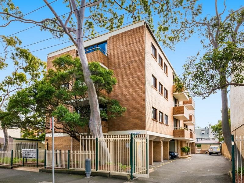 2f/12 Arthur Street, Surry Hills, Surry Hills - Thumbnail 2
