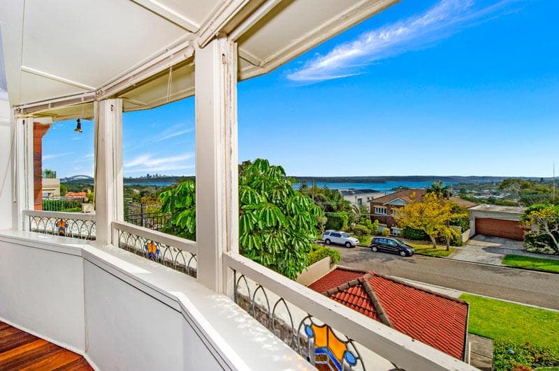 21/1																										Waterside Crescent
														
								Carramar, NSW 2163, Vaucluse - Thumbnail 6